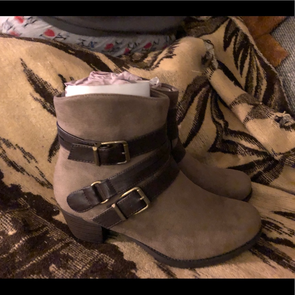 Easy street boots